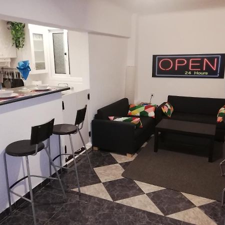 Ellanikou Apartment In Pankrati Vipgreece Athènes Extérieur photo